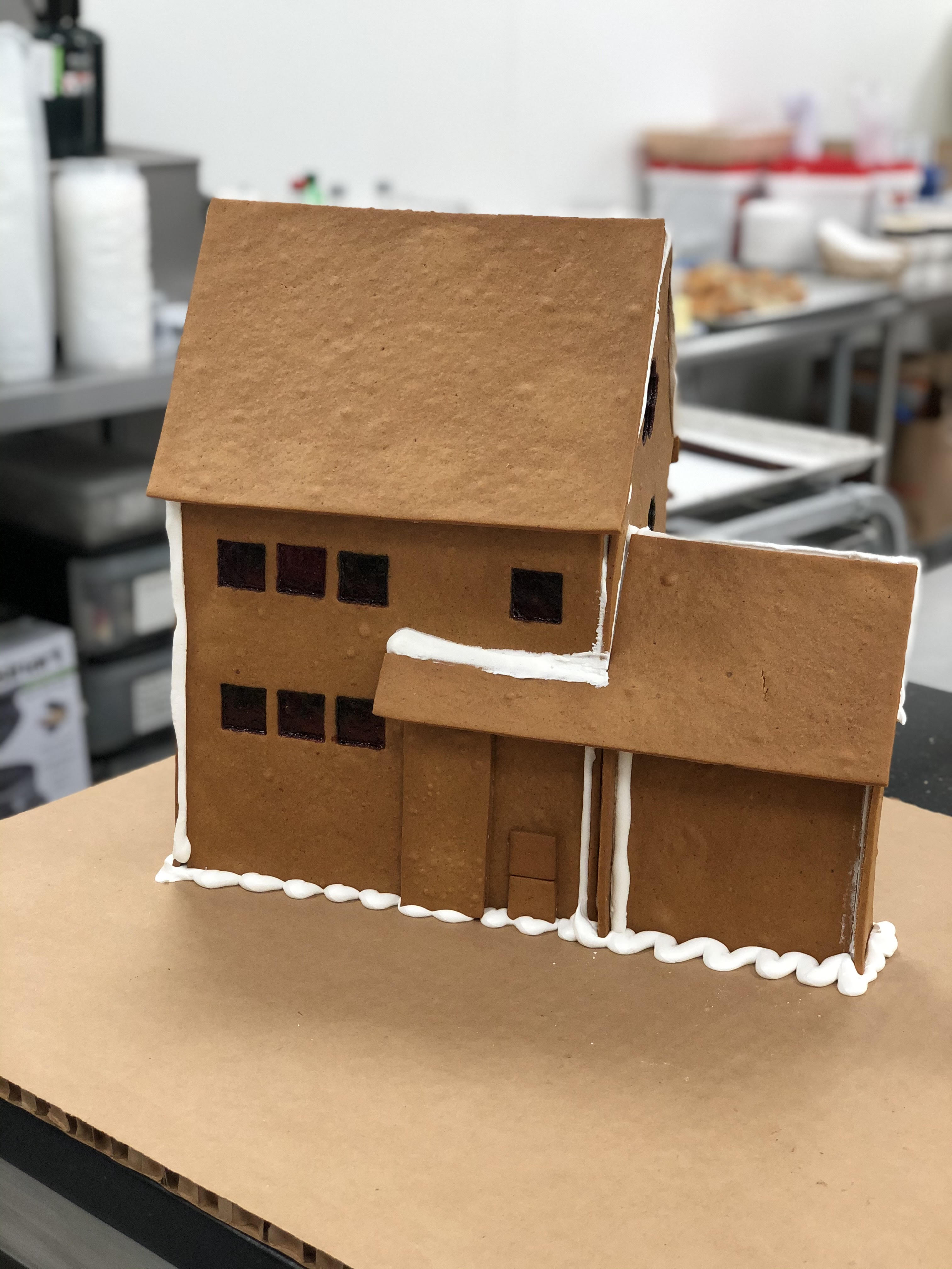 gingerbread house 2